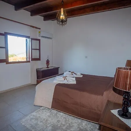 Iocasti By Agroholidays Lasa